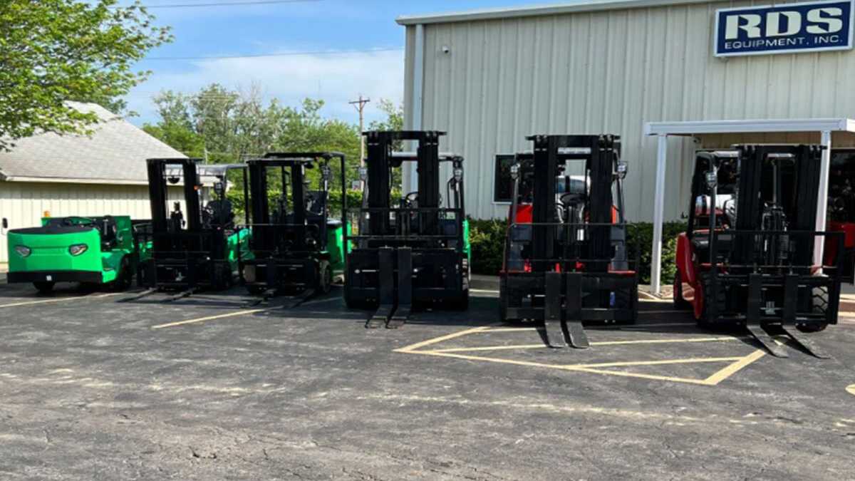 types of forklifts